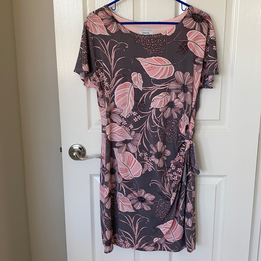 Signature by Robbie Bee-Grey & Pink Floral Dress